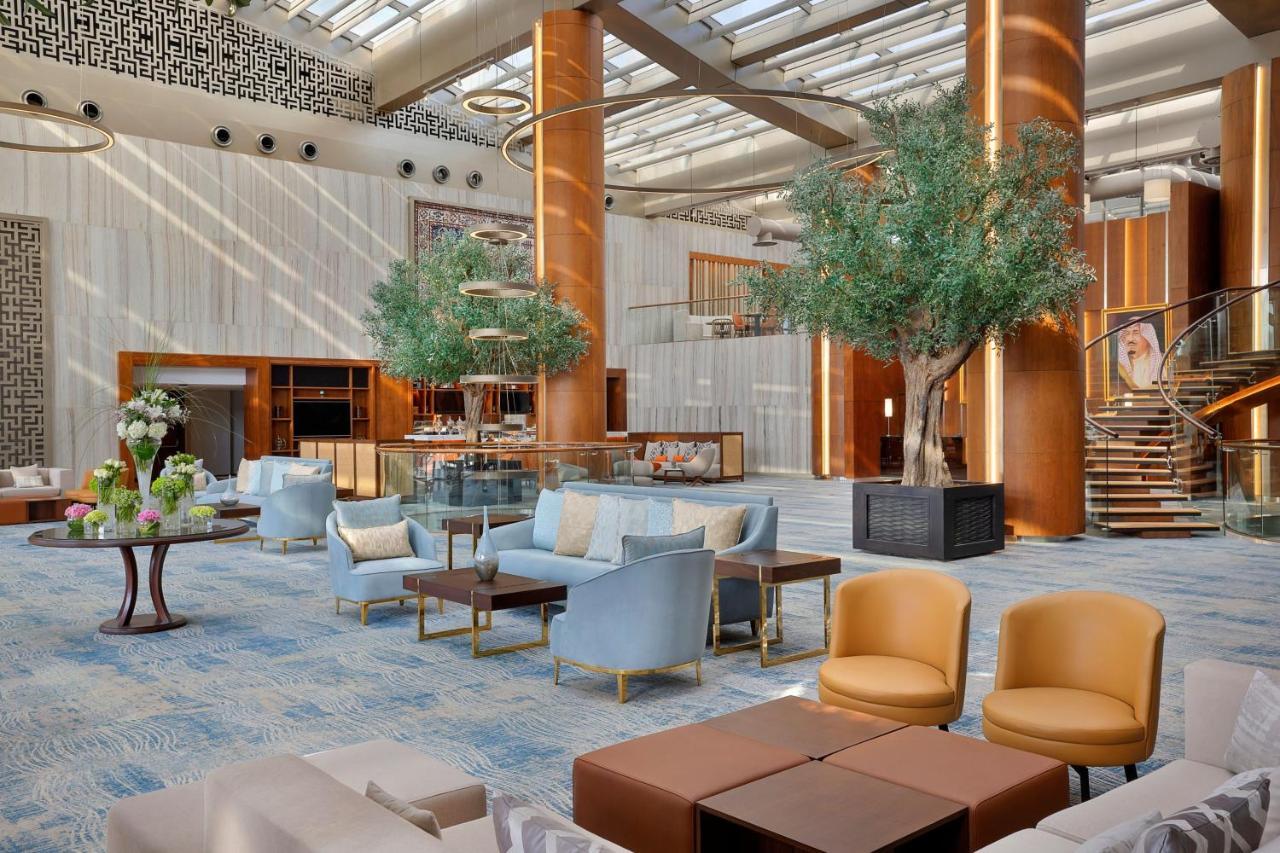 Jeddah Marriott Hotel Madinah Road Exterior photo Lobby