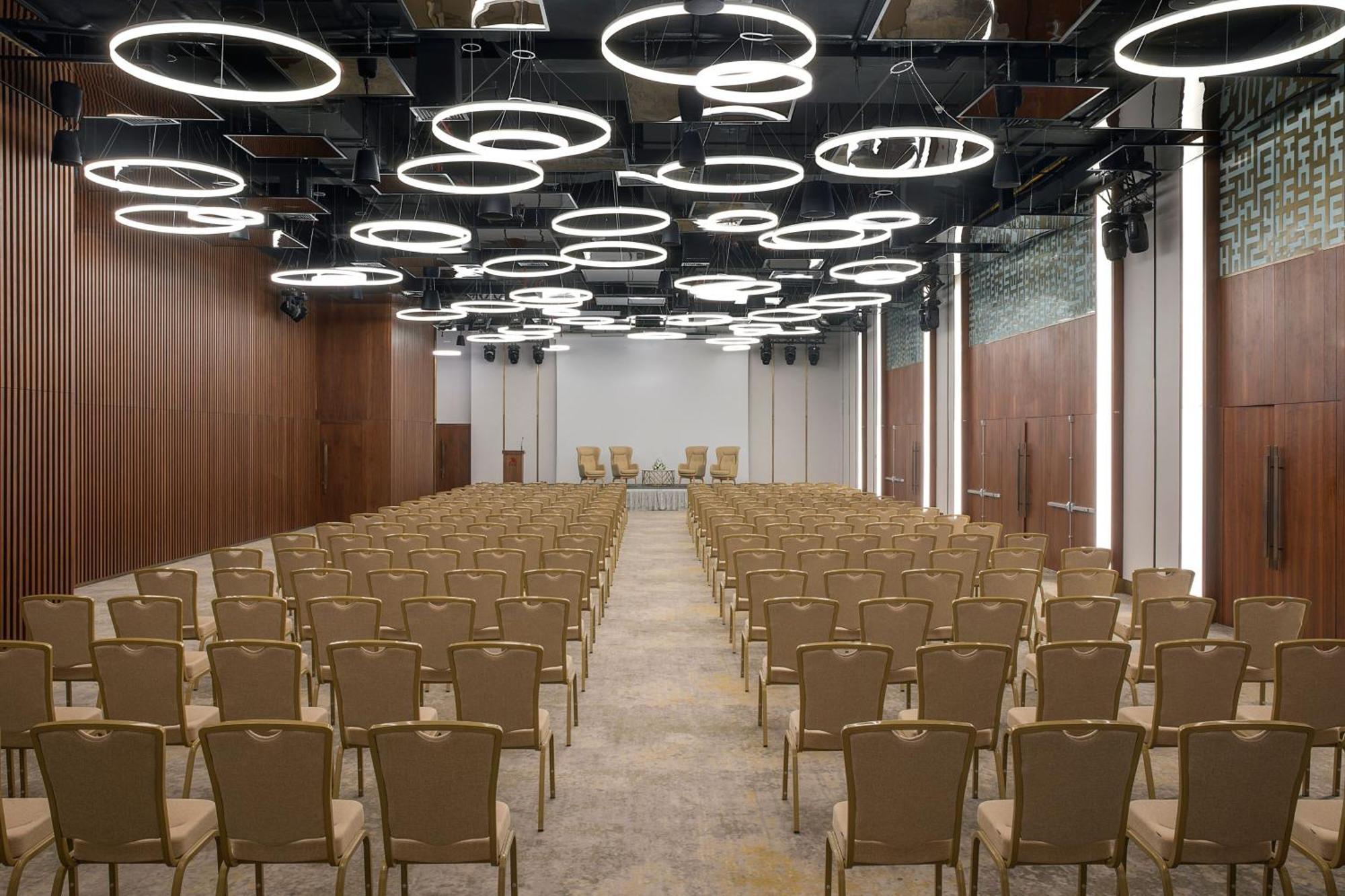 Jeddah Marriott Hotel Madinah Road Exterior photo The main conference hall